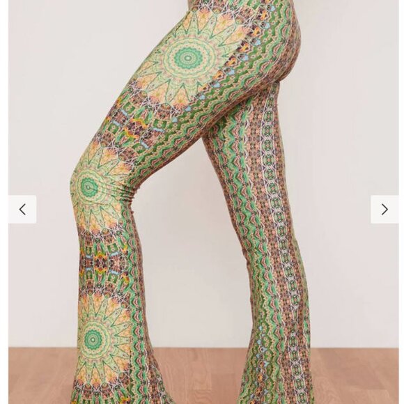 Wolven "Fauna" Flare Leggings & Tank Set, Small - Picture 10 of 12